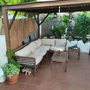 Primavera Bed&breakfast. L'Alfas del Pi